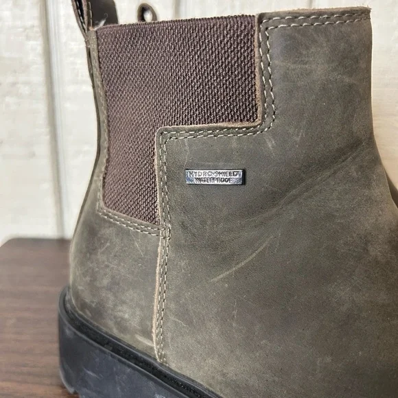 Rockport Ryleigh Gore Waterproof Chelsea Boots, size 6. - Picture 2 of 8